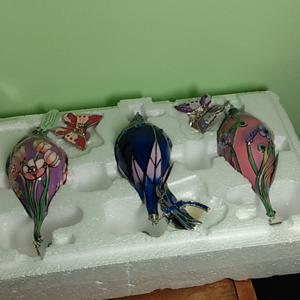 Porcelain heirloom ornaments set of 3 Treasured Wings